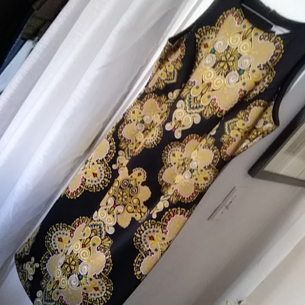 Women's dress